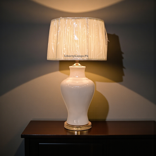 Imperial Grace – Porcelain Table Lamp (Pair)