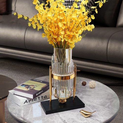 Crystal Flow™ – Transparent Modern Vase Flower Not Include (Single )