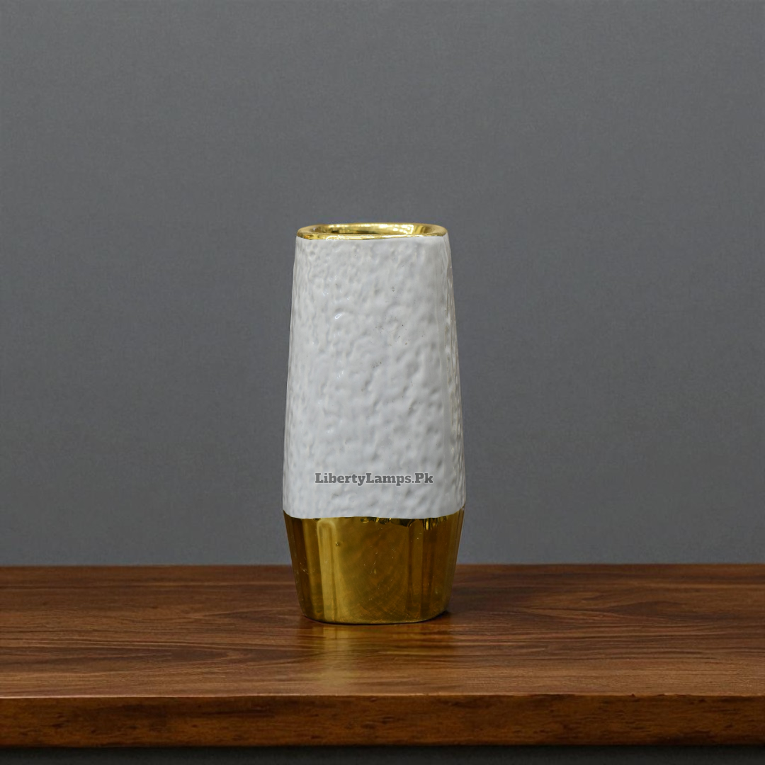 Elegant Charm – Ceramic Vase Decoration Piece (Single) 🌸✨