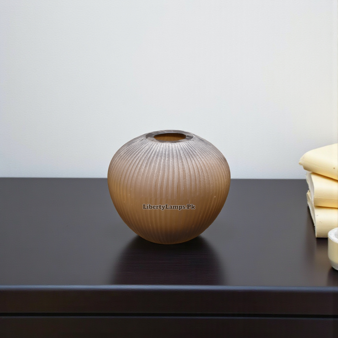 Crystal Edge Cutting Glass Vase (Single)