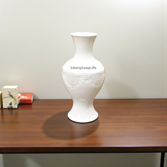 Imperial Grace Porcelain Vase (Single)